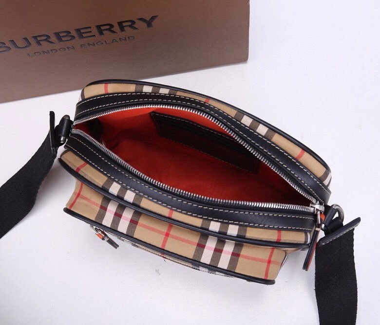 Borsello Burberry