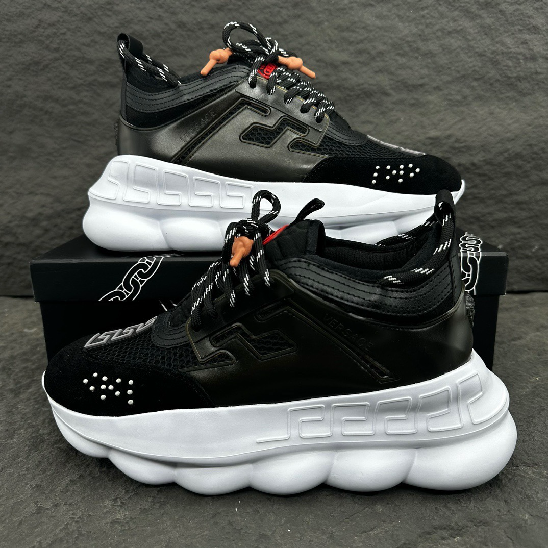 Versace Chain Reaction