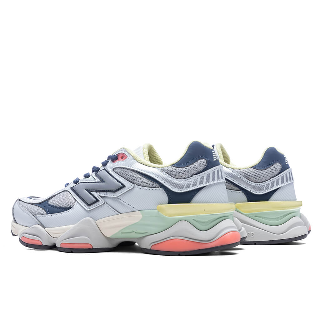 9060 - Ice Blue/Vintage Indigo/Silver Metallic