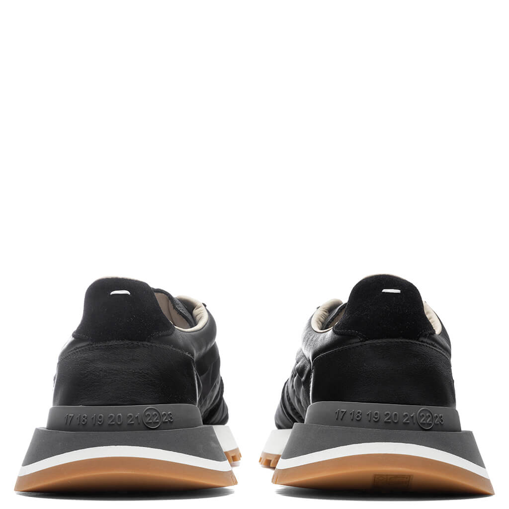 Runner Evolution Sneakers - Black