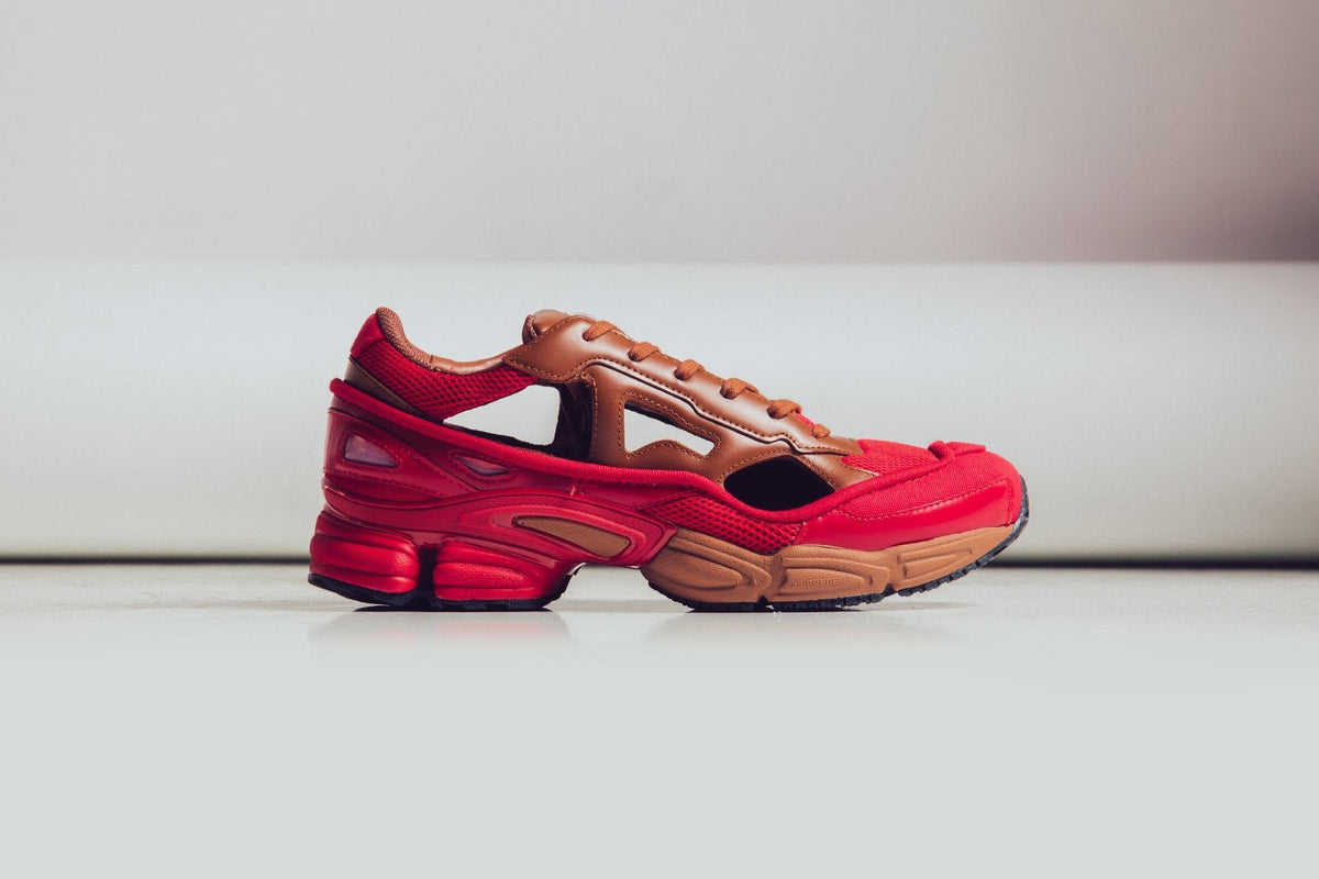 adidas Originals x Raf Simons Replicant Ozweego - Scarlet/Rust/Scarlet