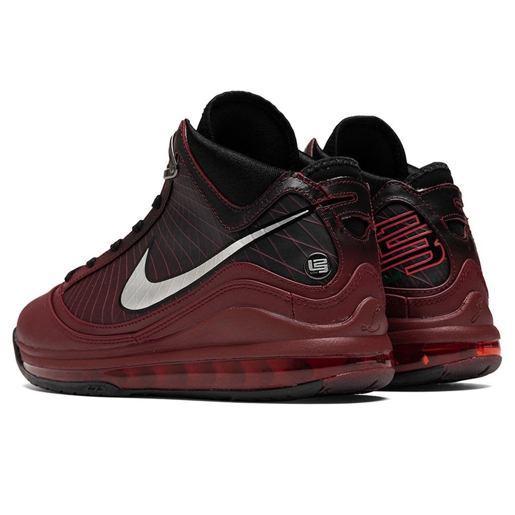 Lebron VII QS "Christmas" - Team Red/Metallic Silver/Black/Hot Red